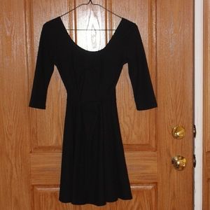 Hollister fit and flair dress size s .....